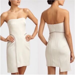 BCBGMAXAZRIA RUNWAY ASYMMETRICAL
STRAPLESS DRESS Size 2